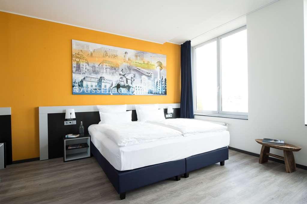 Carathotel Duesseldorf City Rum bild