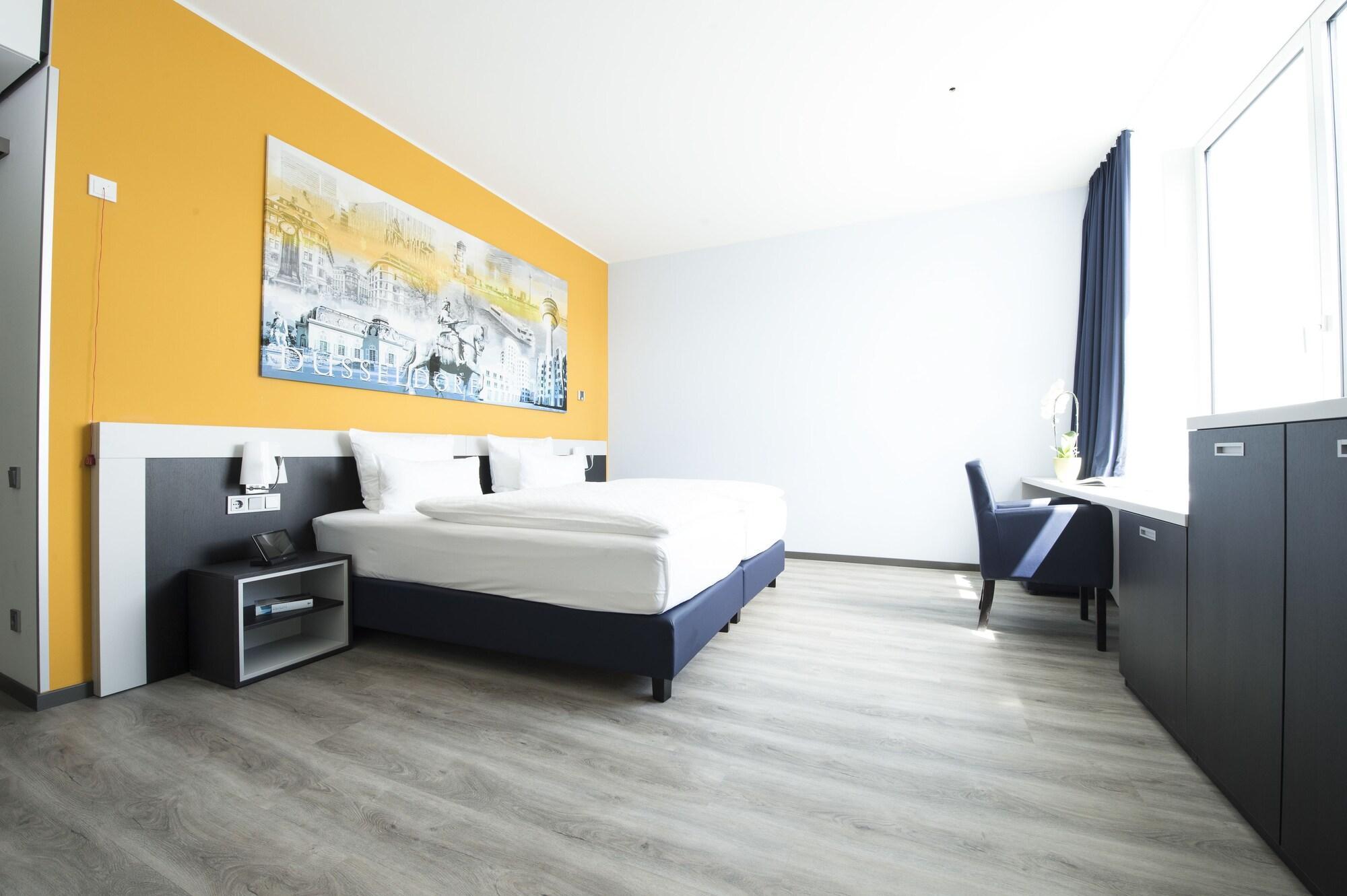 Carathotel Duesseldorf City Exteriör bild