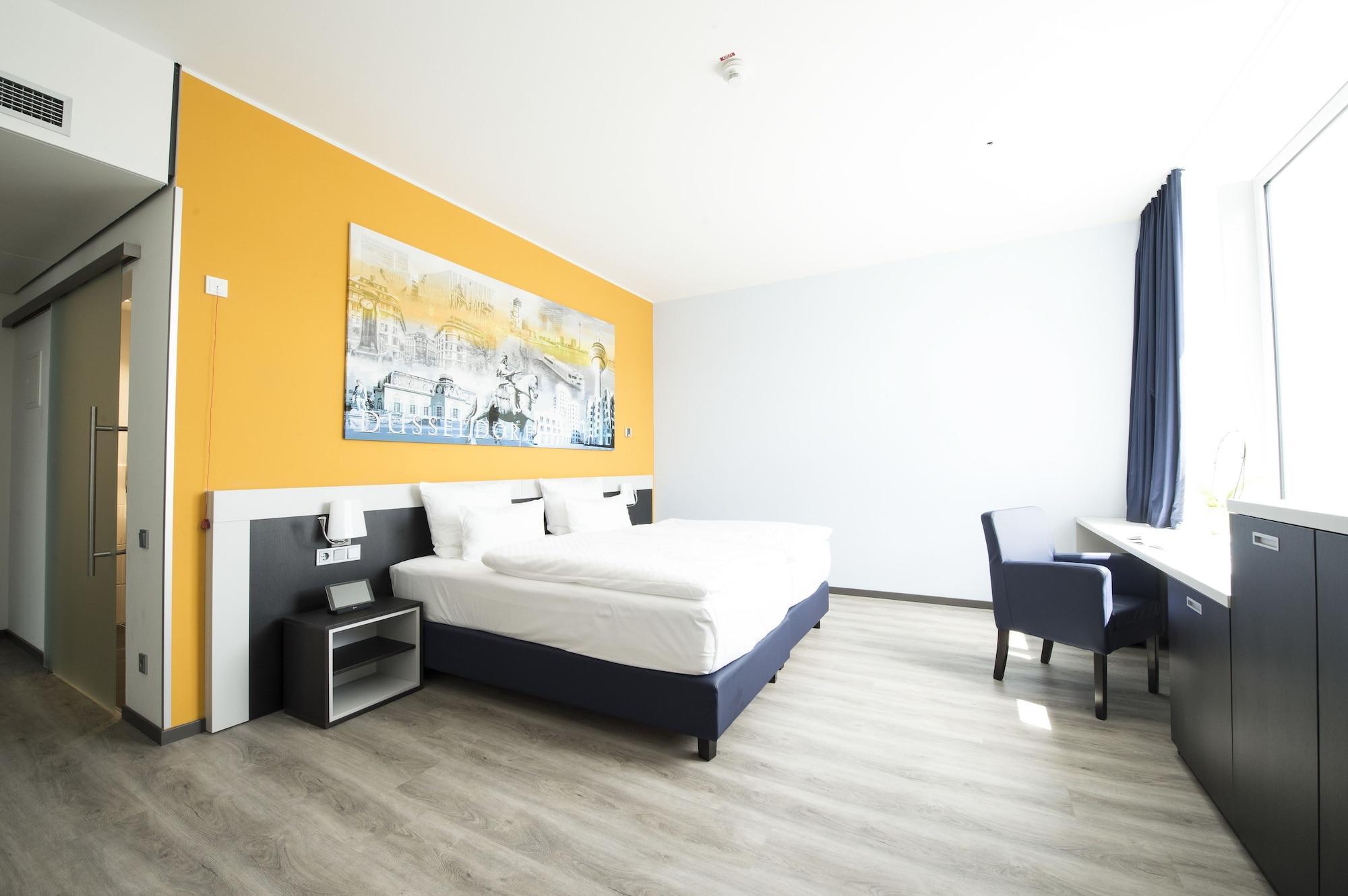 Carathotel Duesseldorf City Exteriör bild